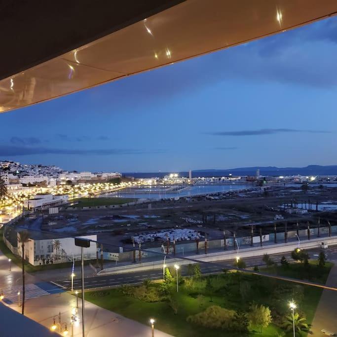 Ocean View Apartment With Airco Tangier Bagian luar foto