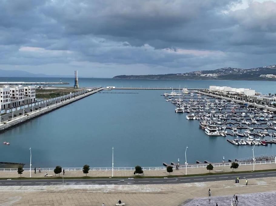 Ocean View Apartment With Airco Tangier Bagian luar foto
