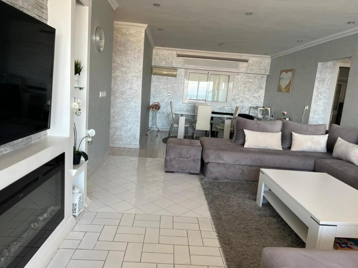 Ocean View Apartment With Airco Tangier Bagian luar foto