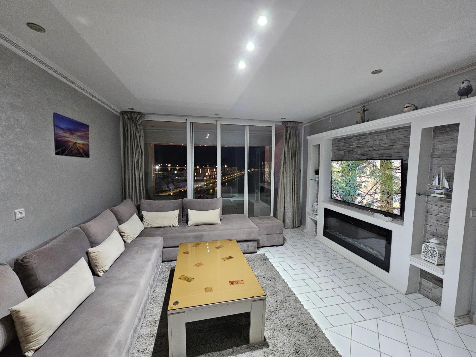Ocean View Apartment With Airco Tangier Bagian luar foto